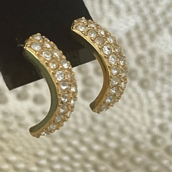 Vintage Roman Gold Tone And Crystal Earrings - Picture 7 of 14